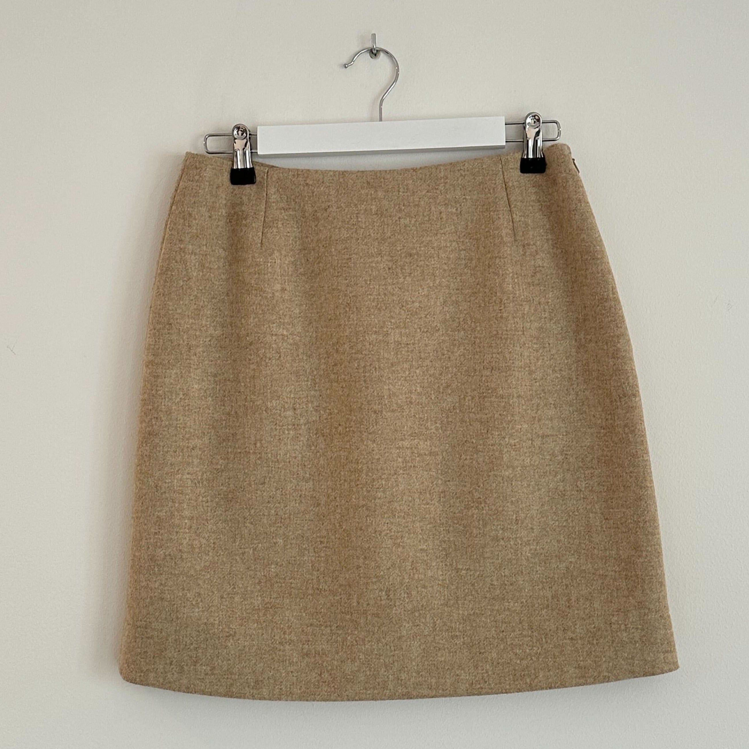 Skirt in Beige