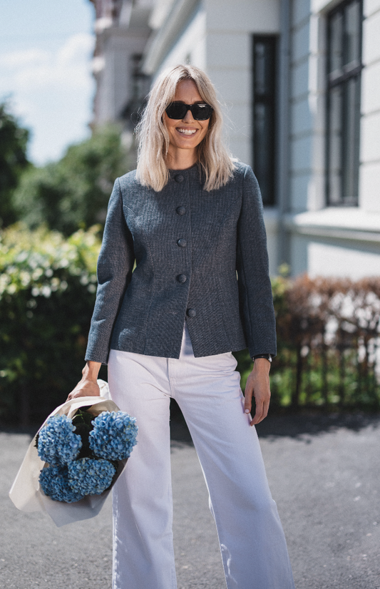 CLASSIC BLAZER IN DENIM BLUE